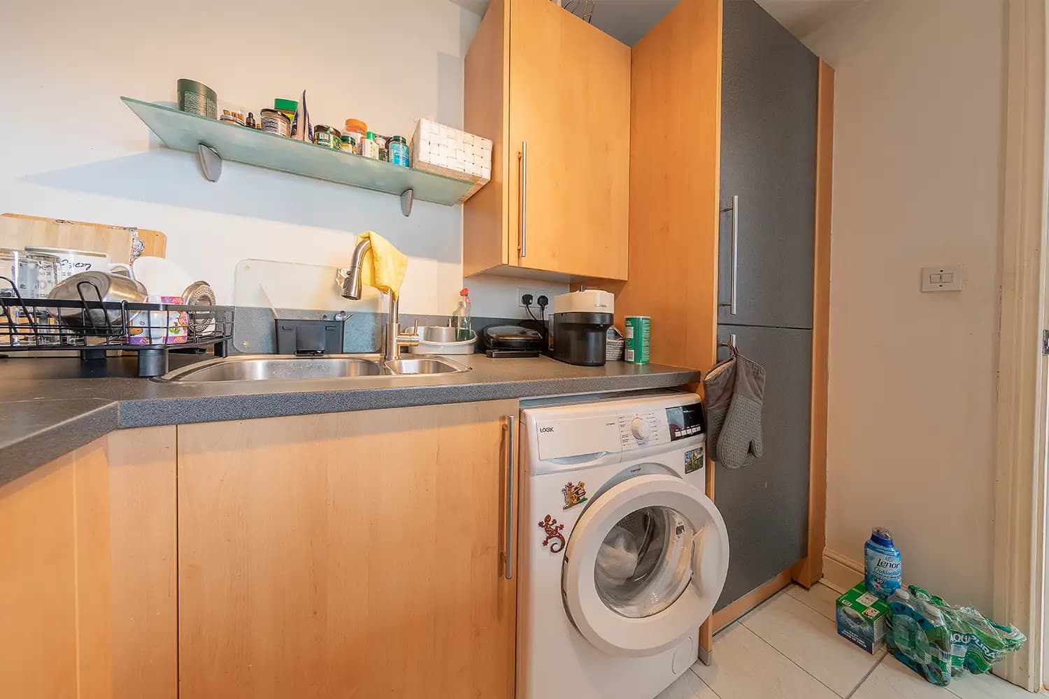property photo 16 of 37