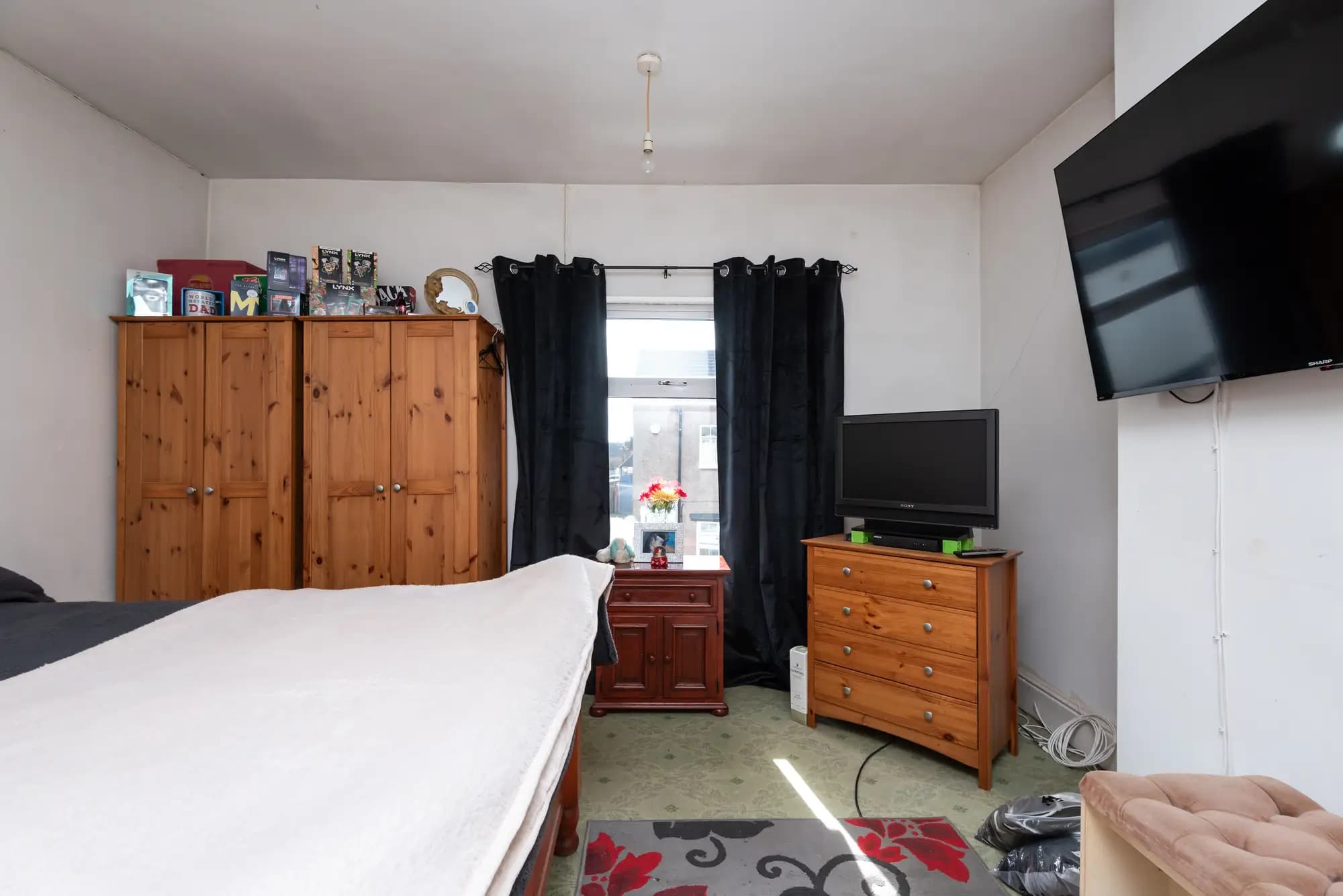 property photo 13 of 25