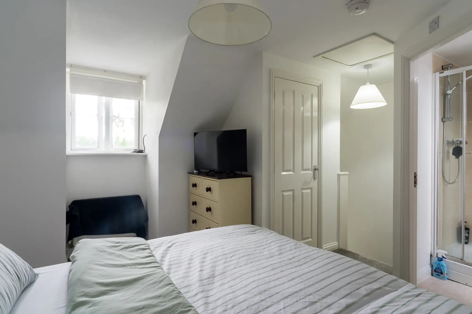 property photo 24 of 38