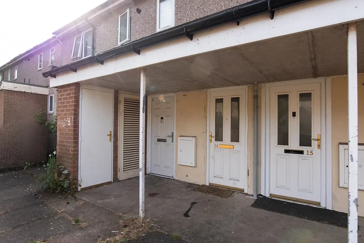 property photo 15 of 19