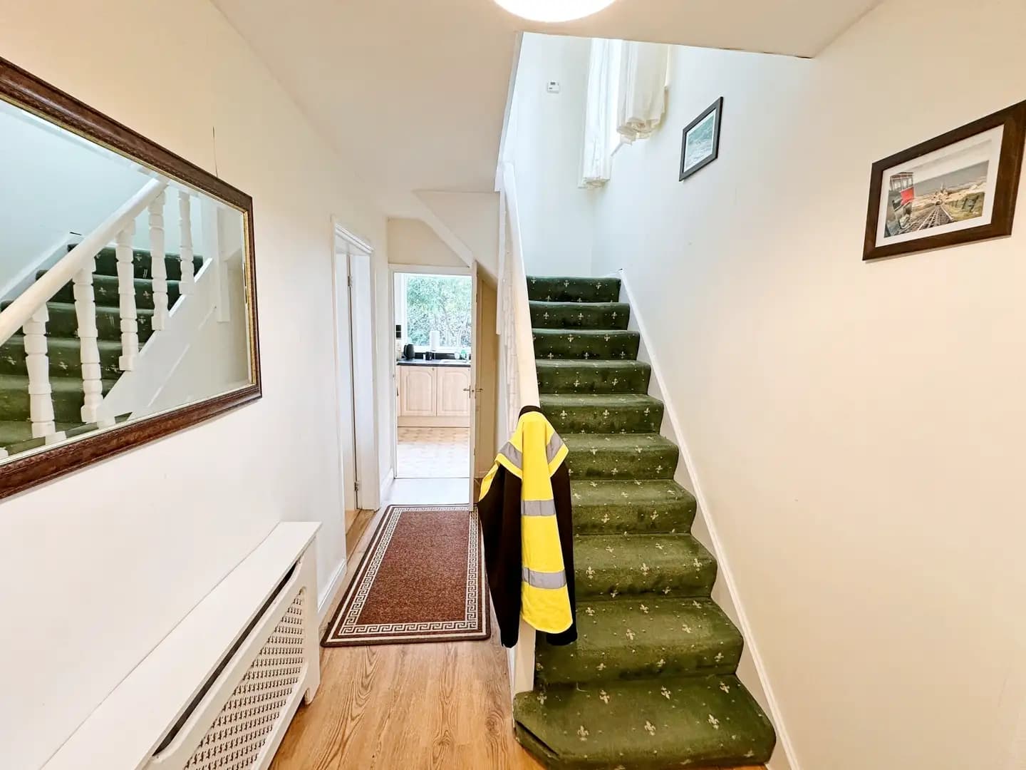 property photo 21 of 31