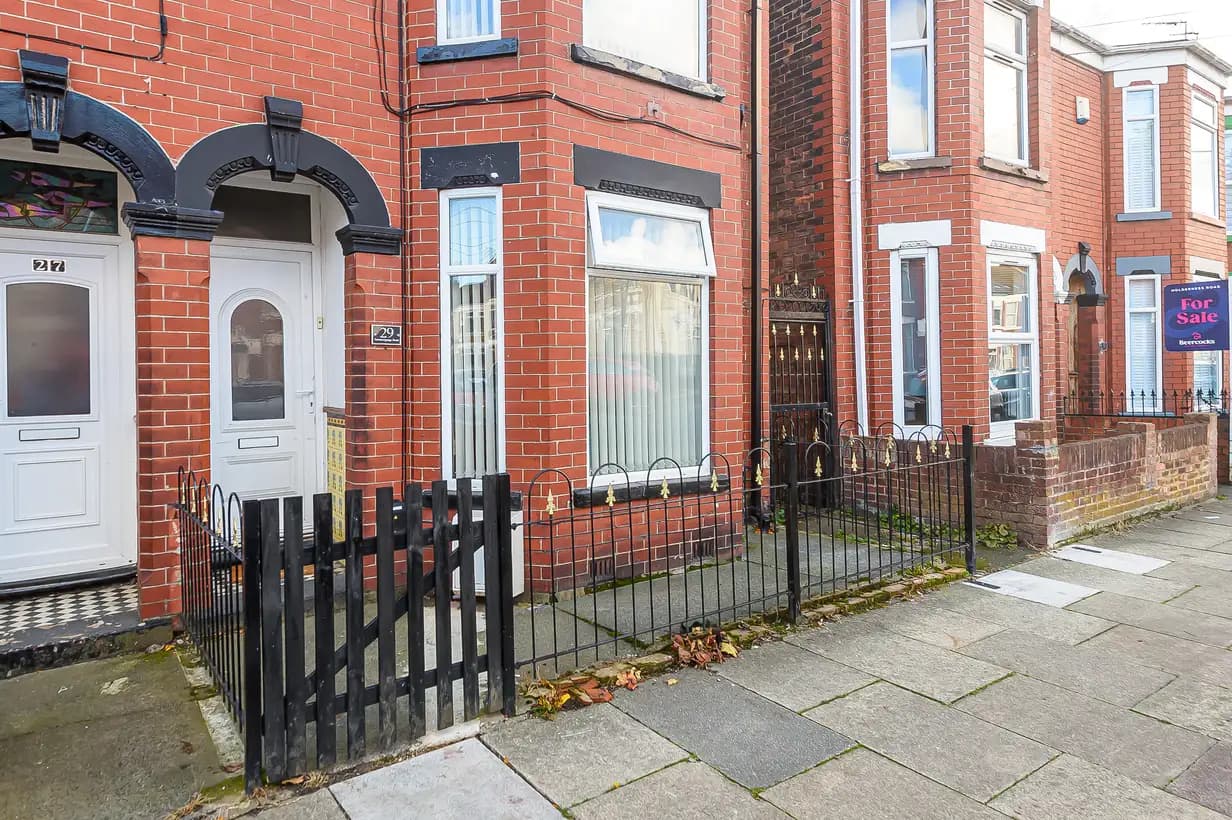 property photo 23 of 25