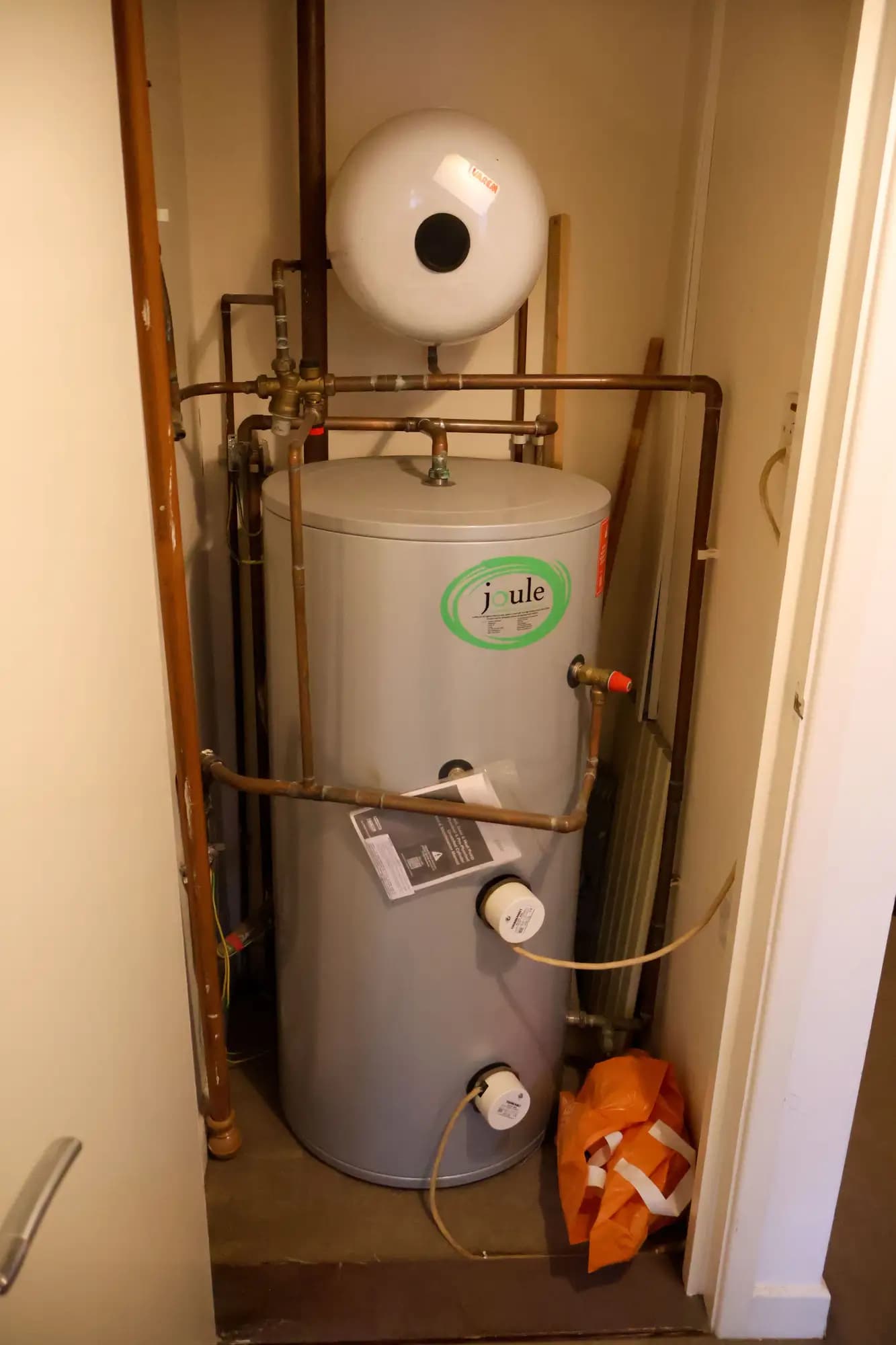 property photo 15 of 19