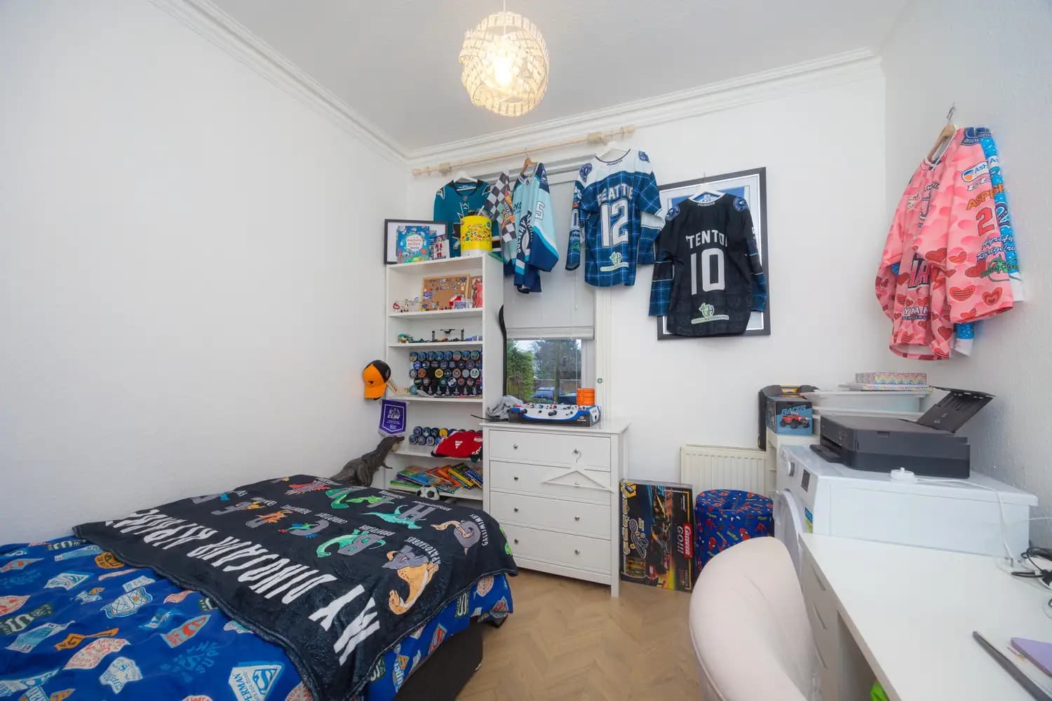 property photo 8 of 20