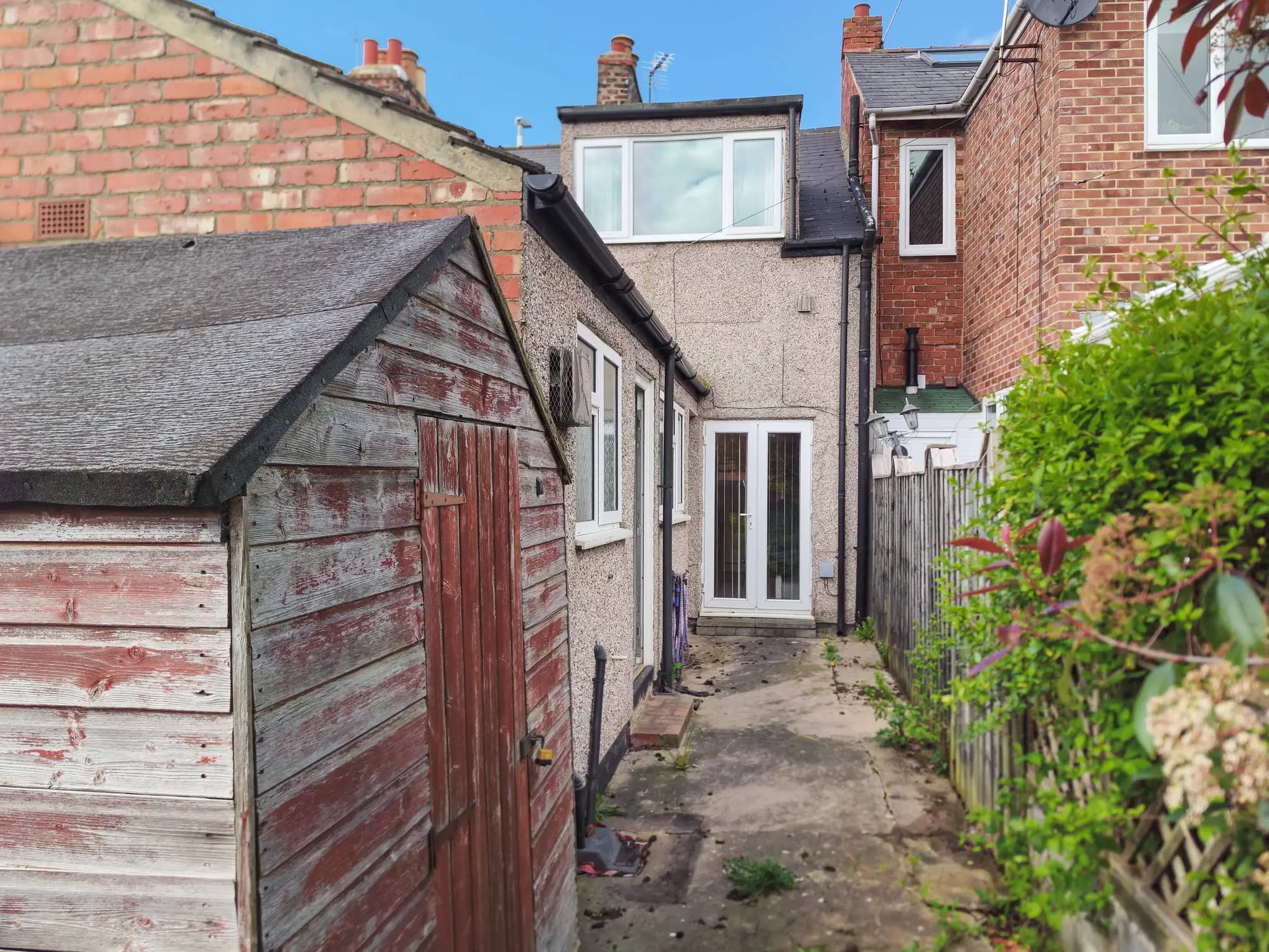 property photo 16 of 19