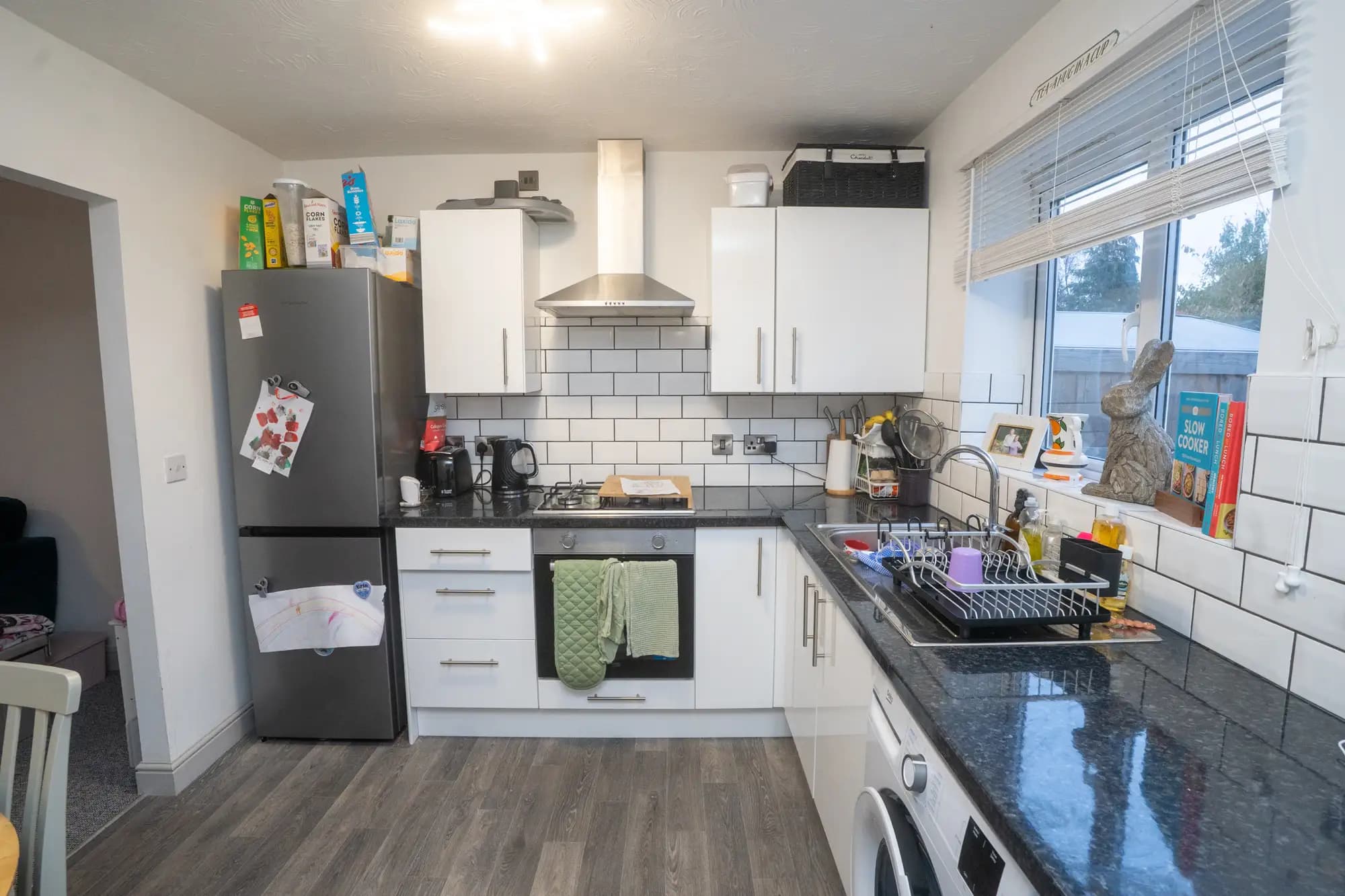 property photo 6 of 17