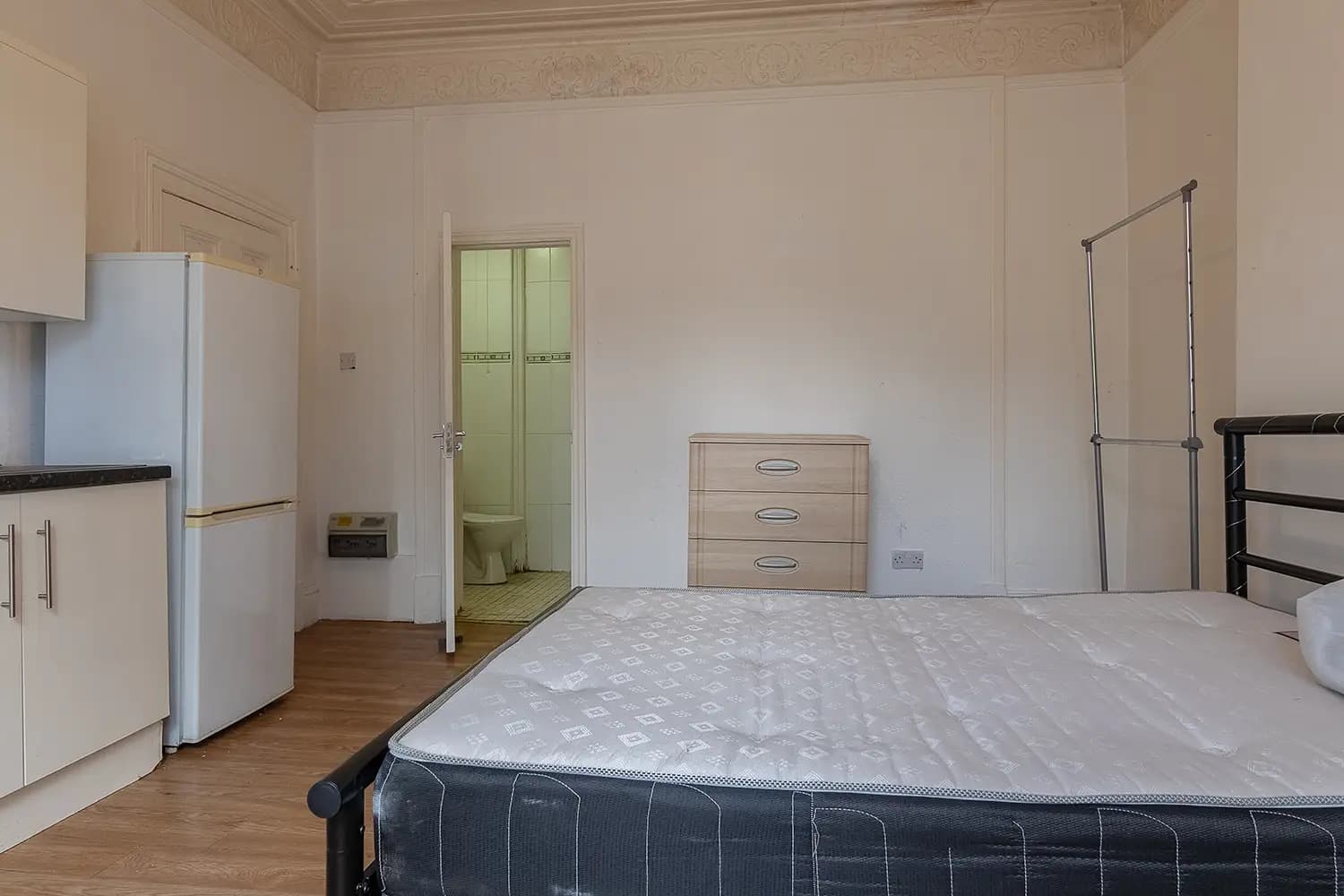 property photo 101 of 118
