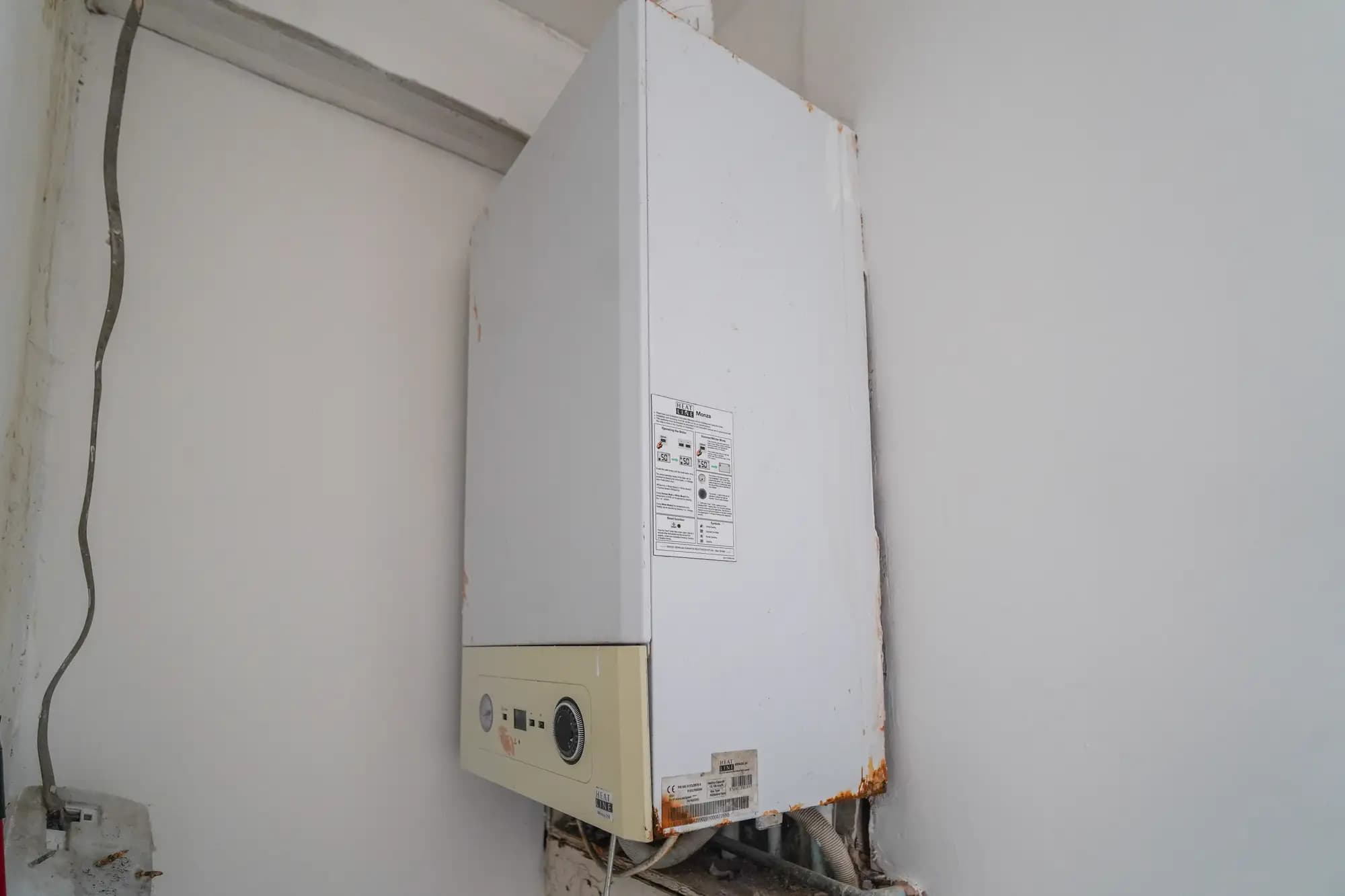 property photo 11 of 15