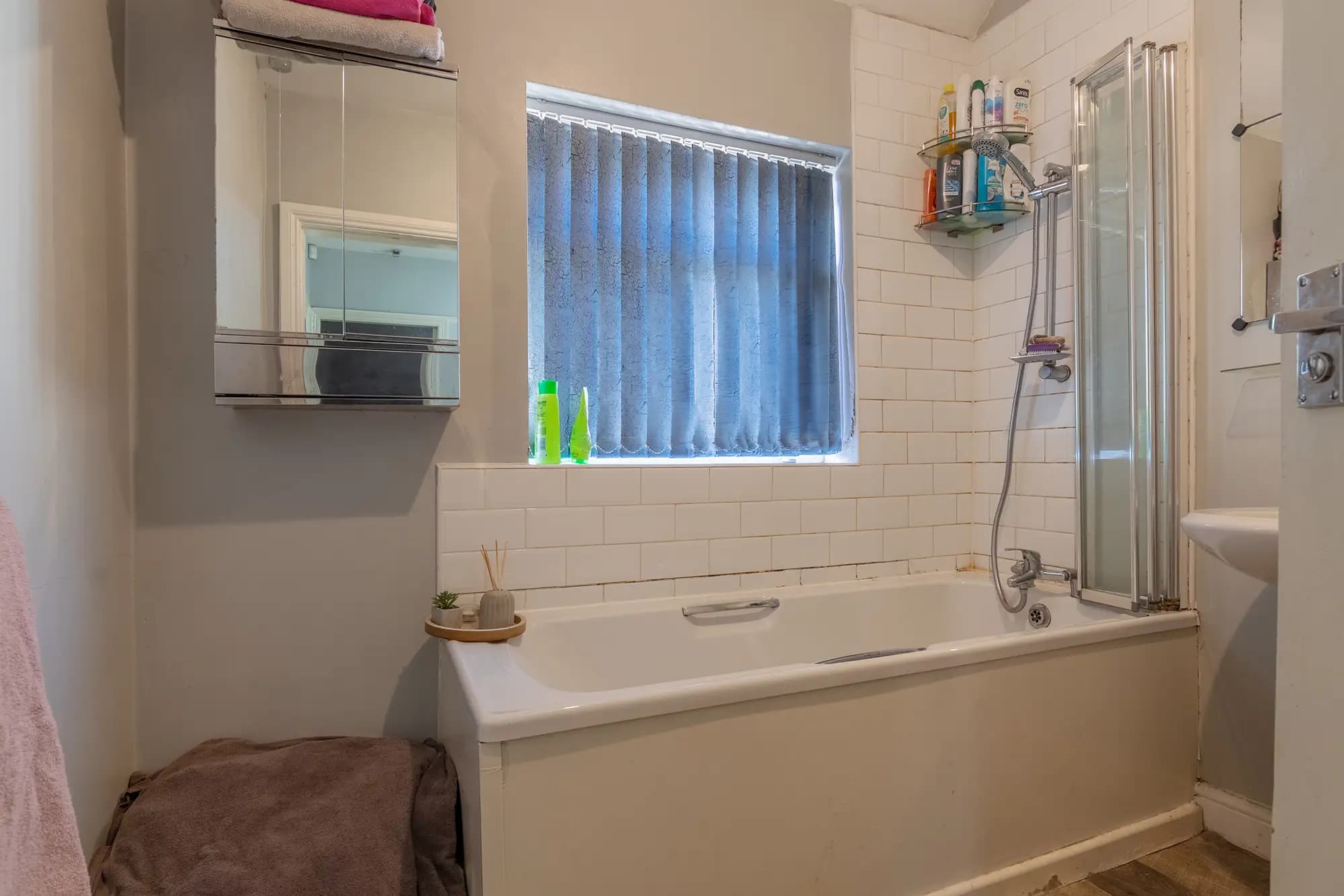 property photo 25 of 37