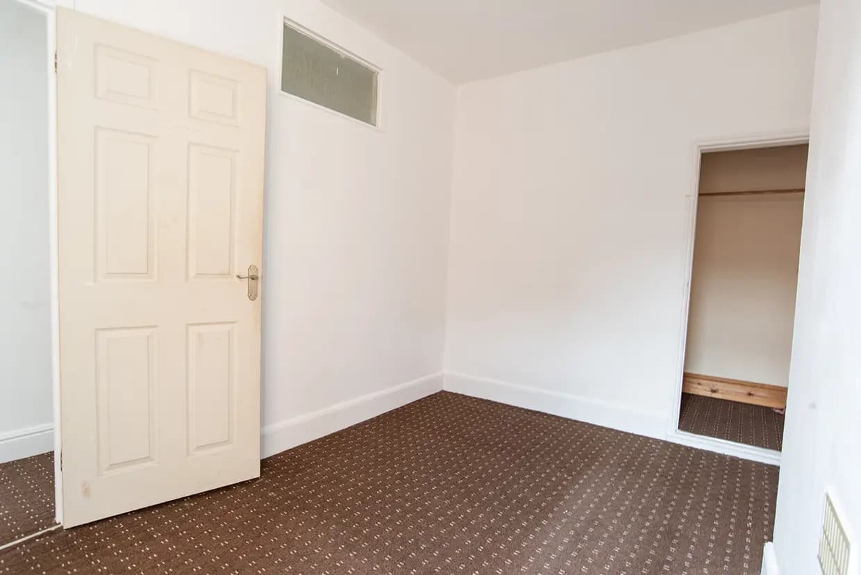 property photo 16 of 24