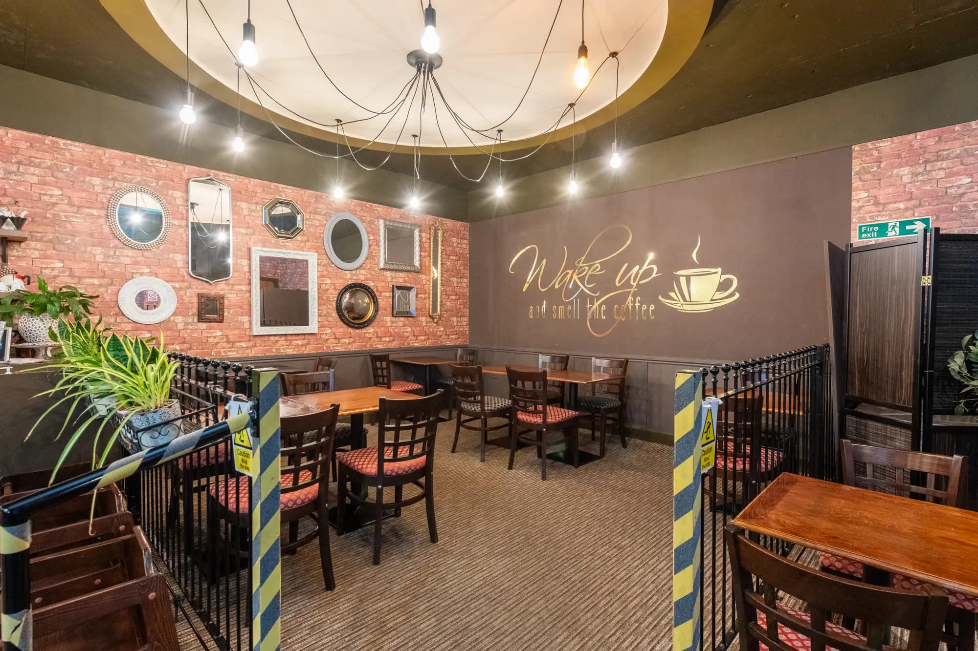 property photo 18 of 40