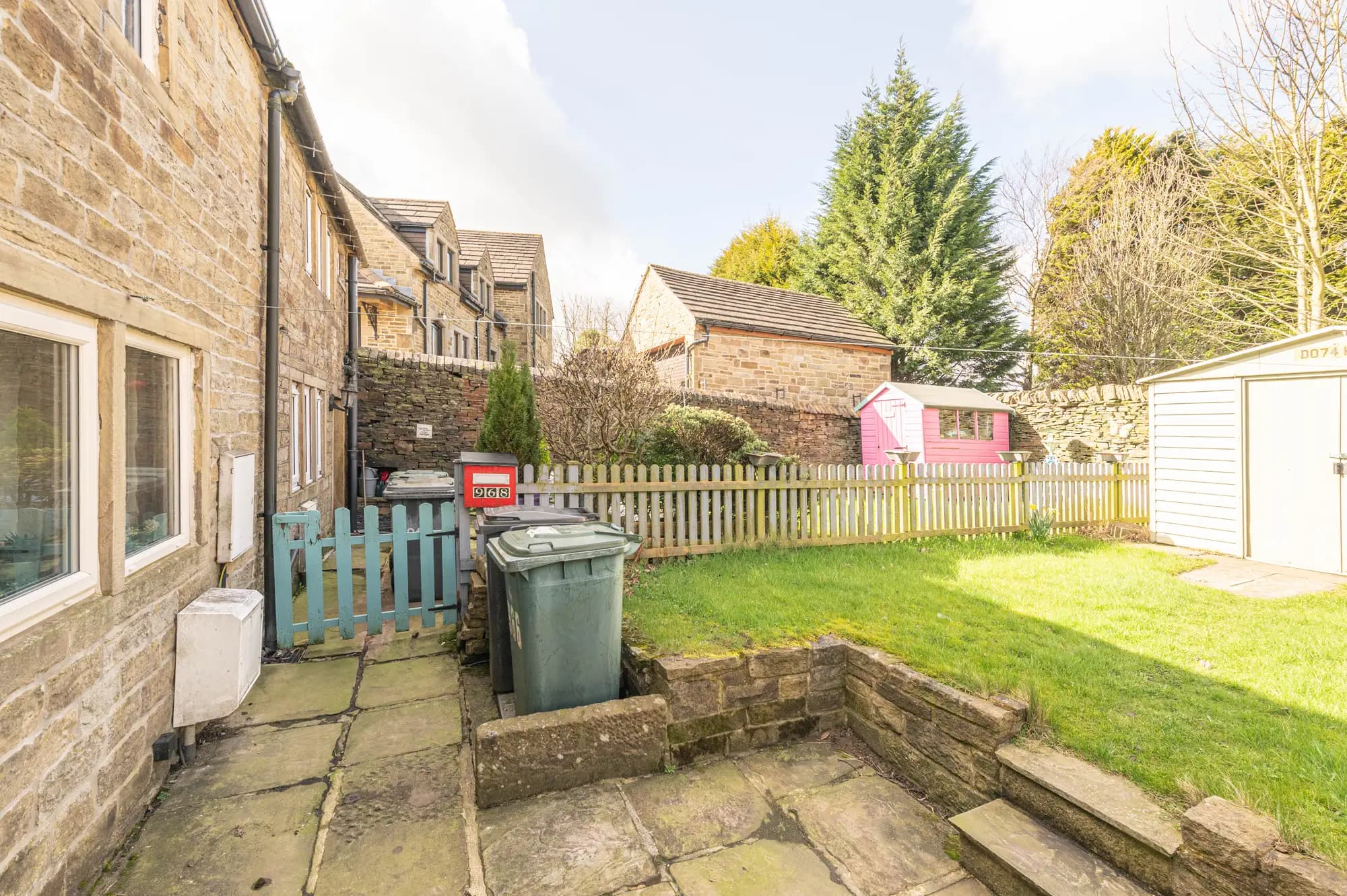 property photo 9 of 10