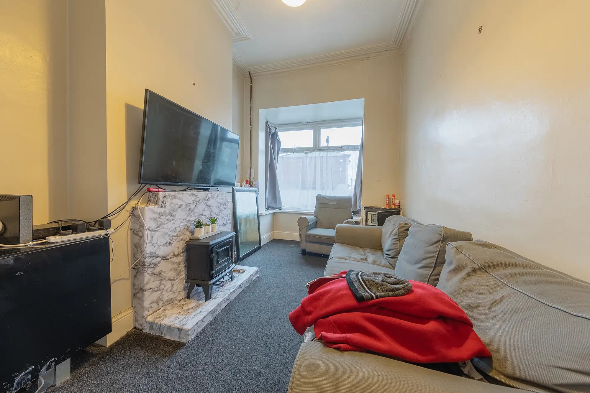 property photo 3 of 27