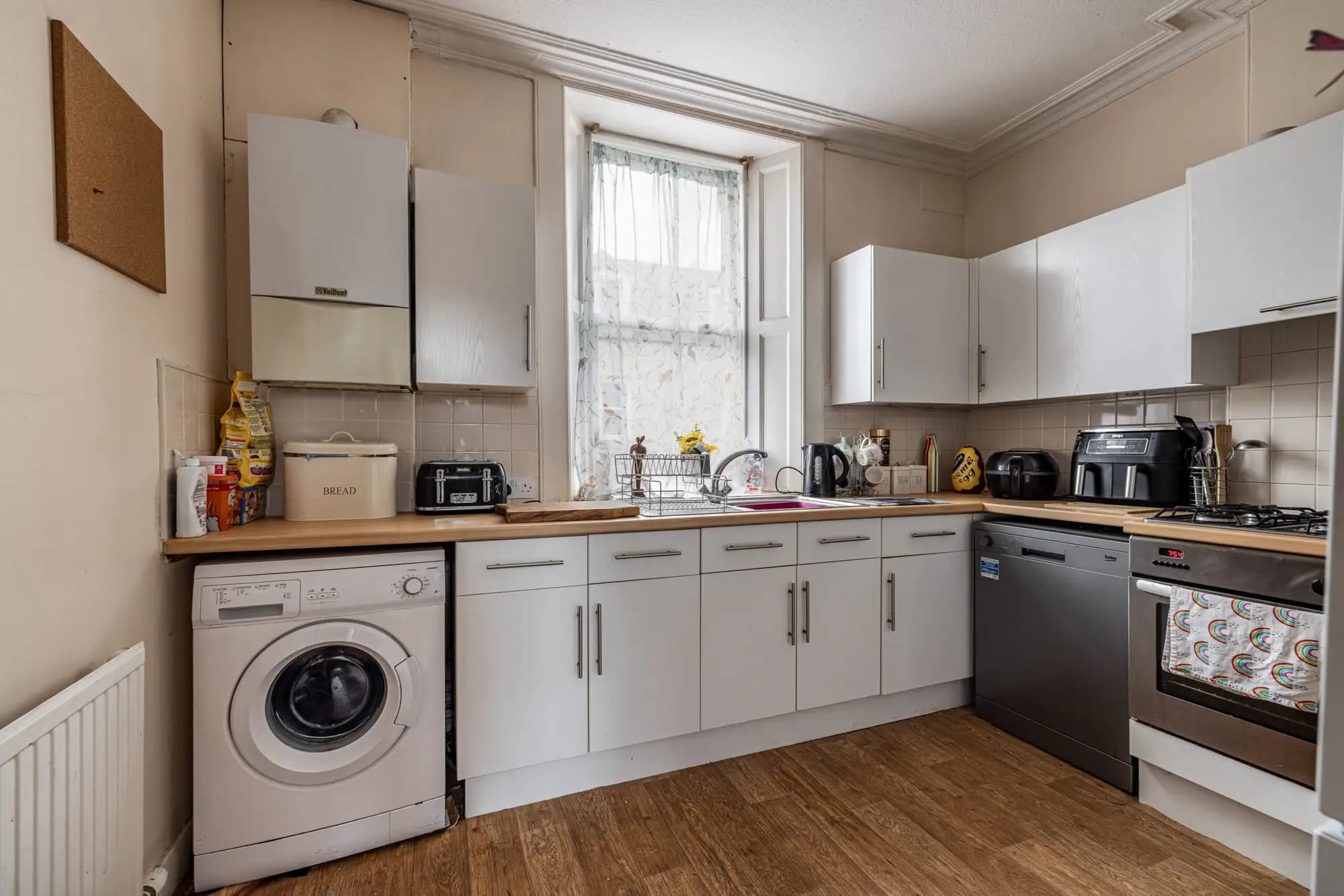 property photo 6 of 37