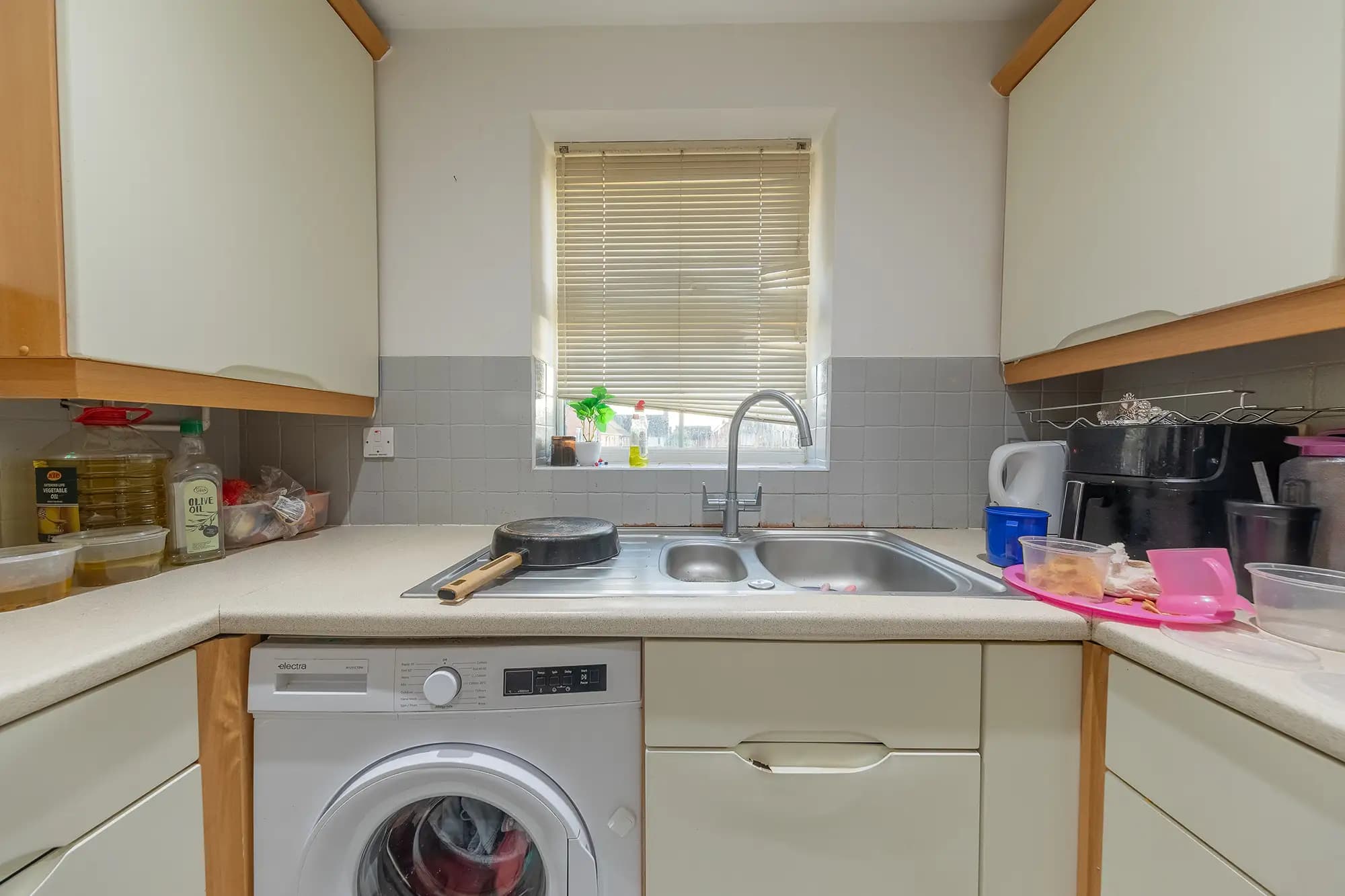 property photo 10 of 26