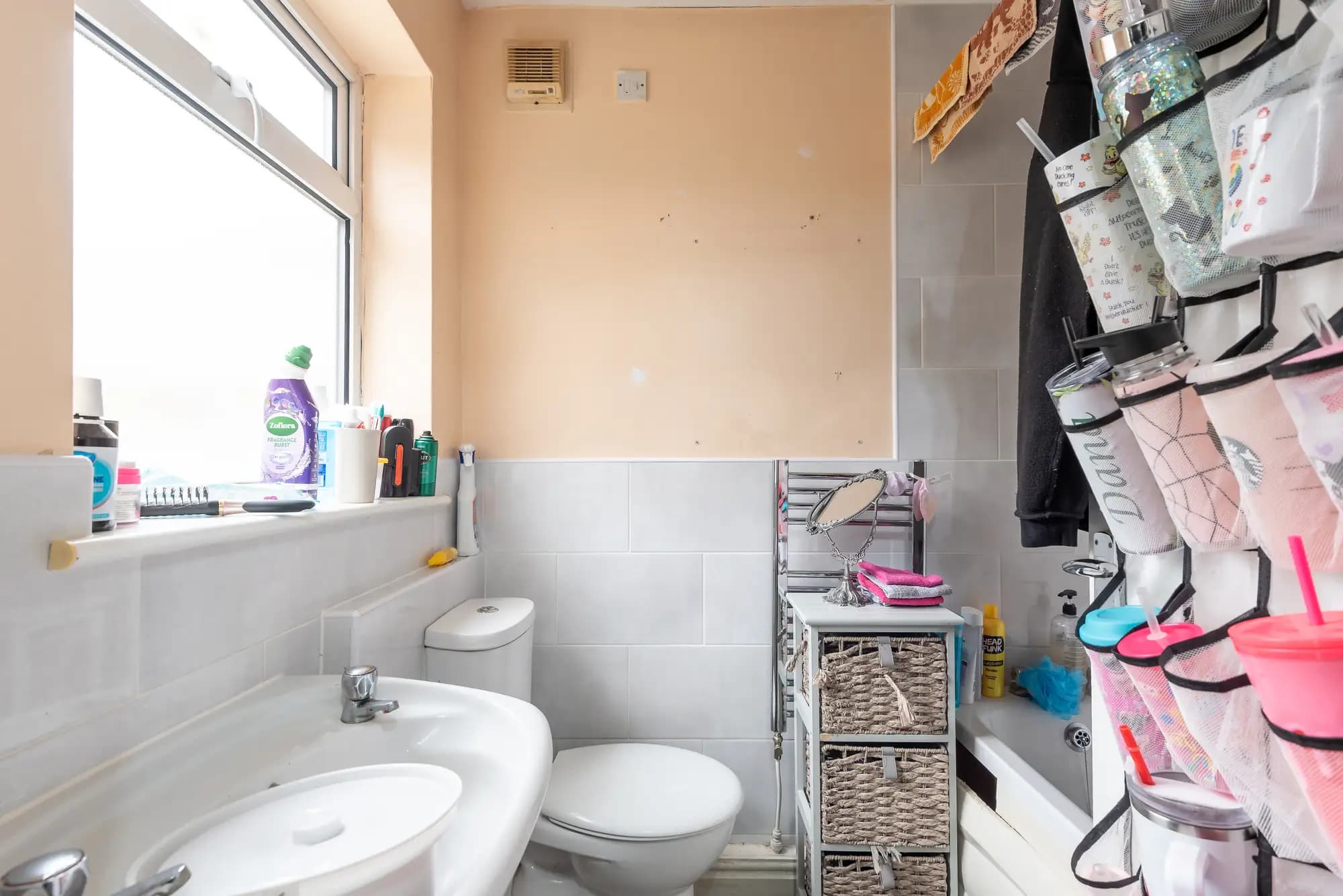 property photo 11 of 25