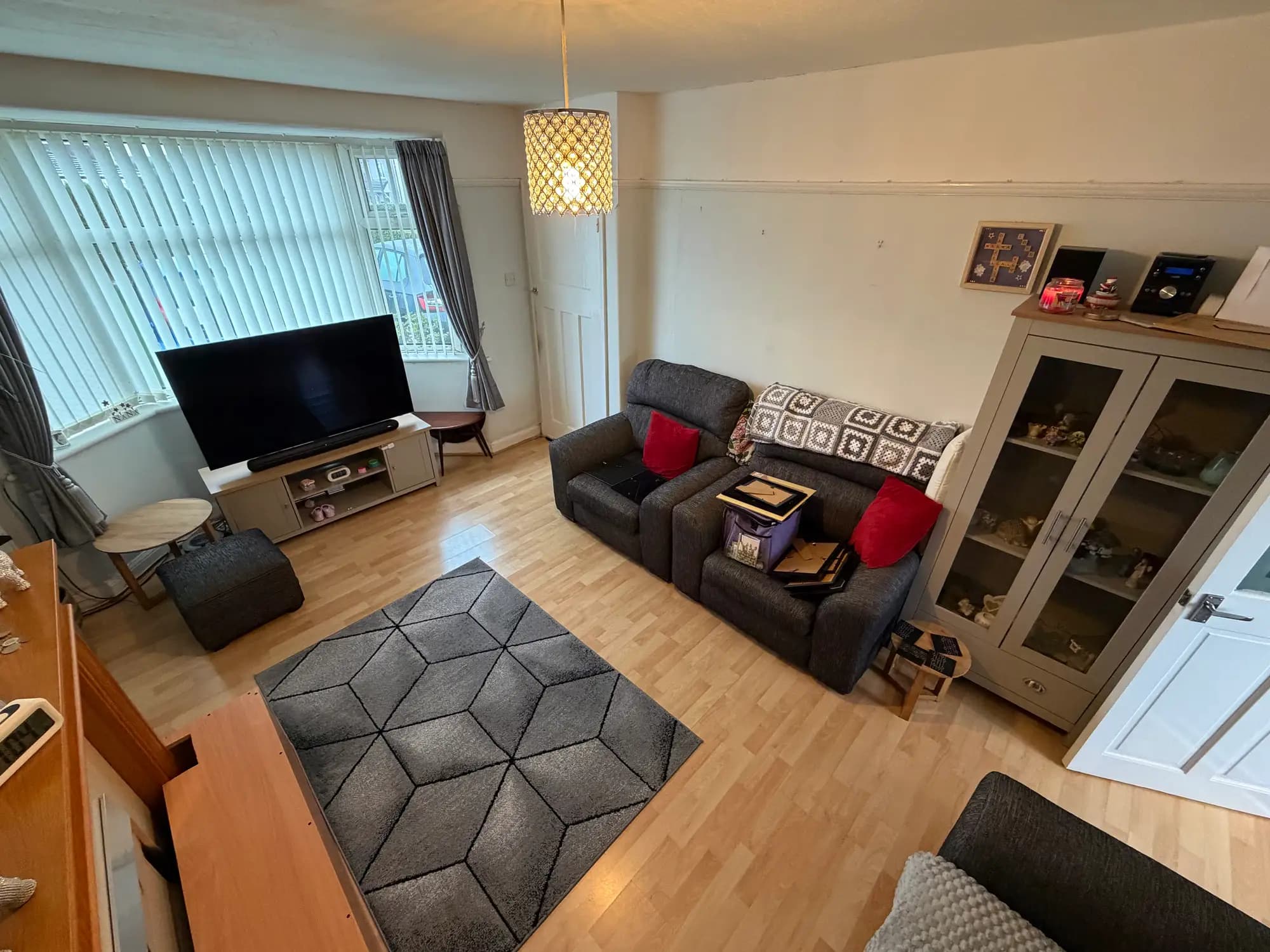 property photo 3 of 18