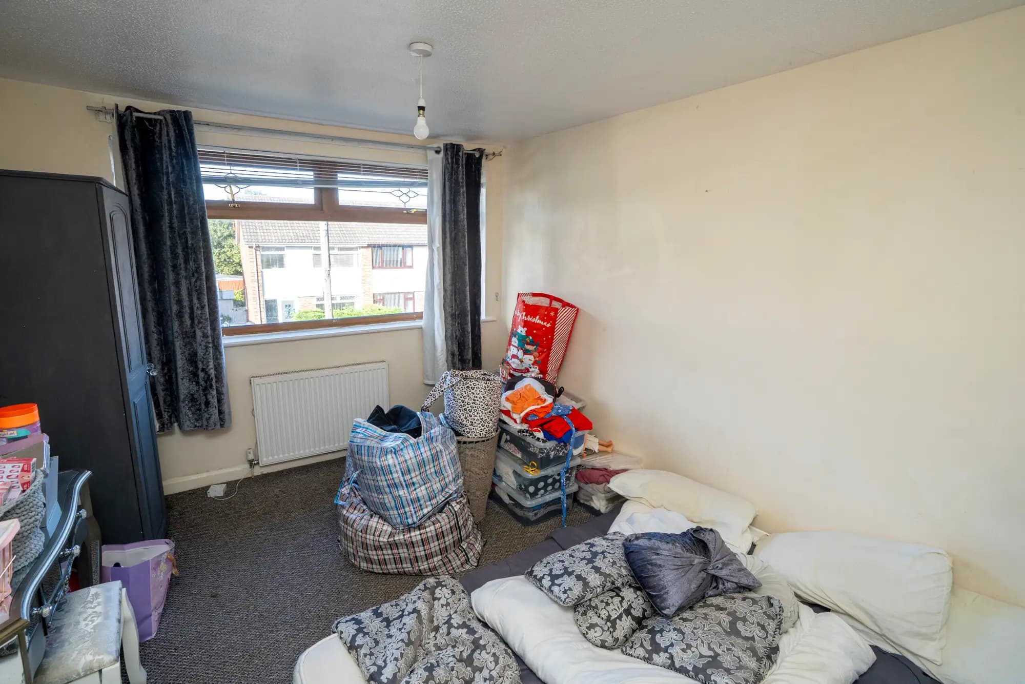 property photo 19 of 28