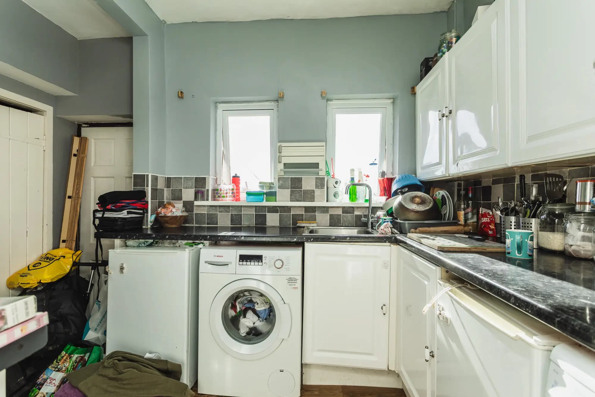 property photo 6 of 17