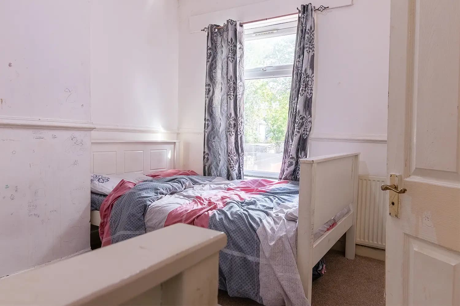 property photo 25 of 37