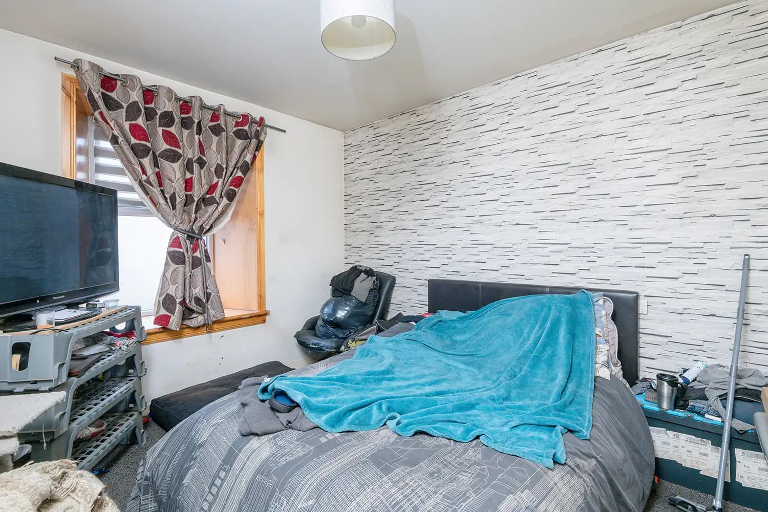 property photo 12 of 19