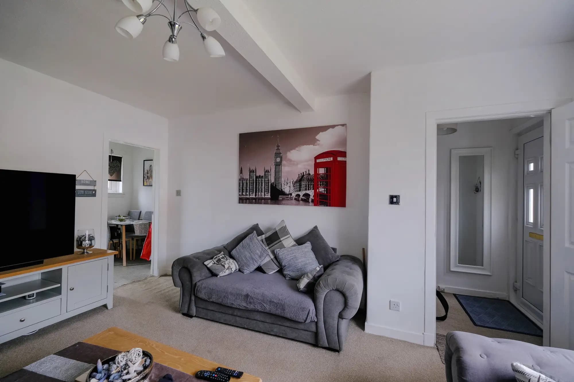 property photo 8 of 34