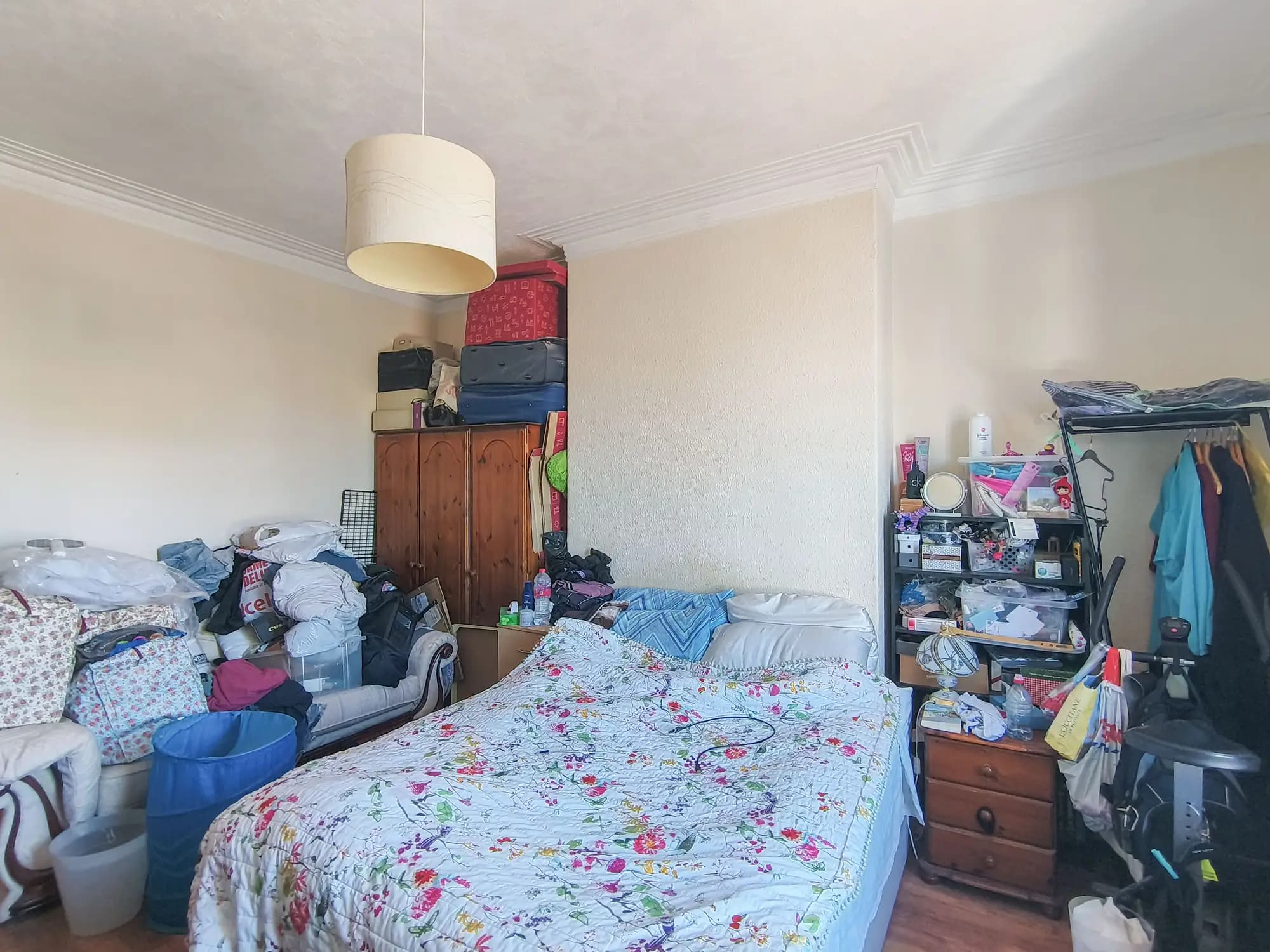 property photo 9 of 16