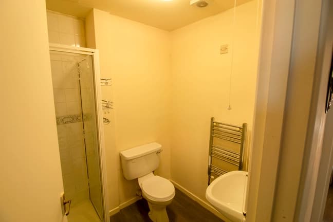 property photo 16 of 30
