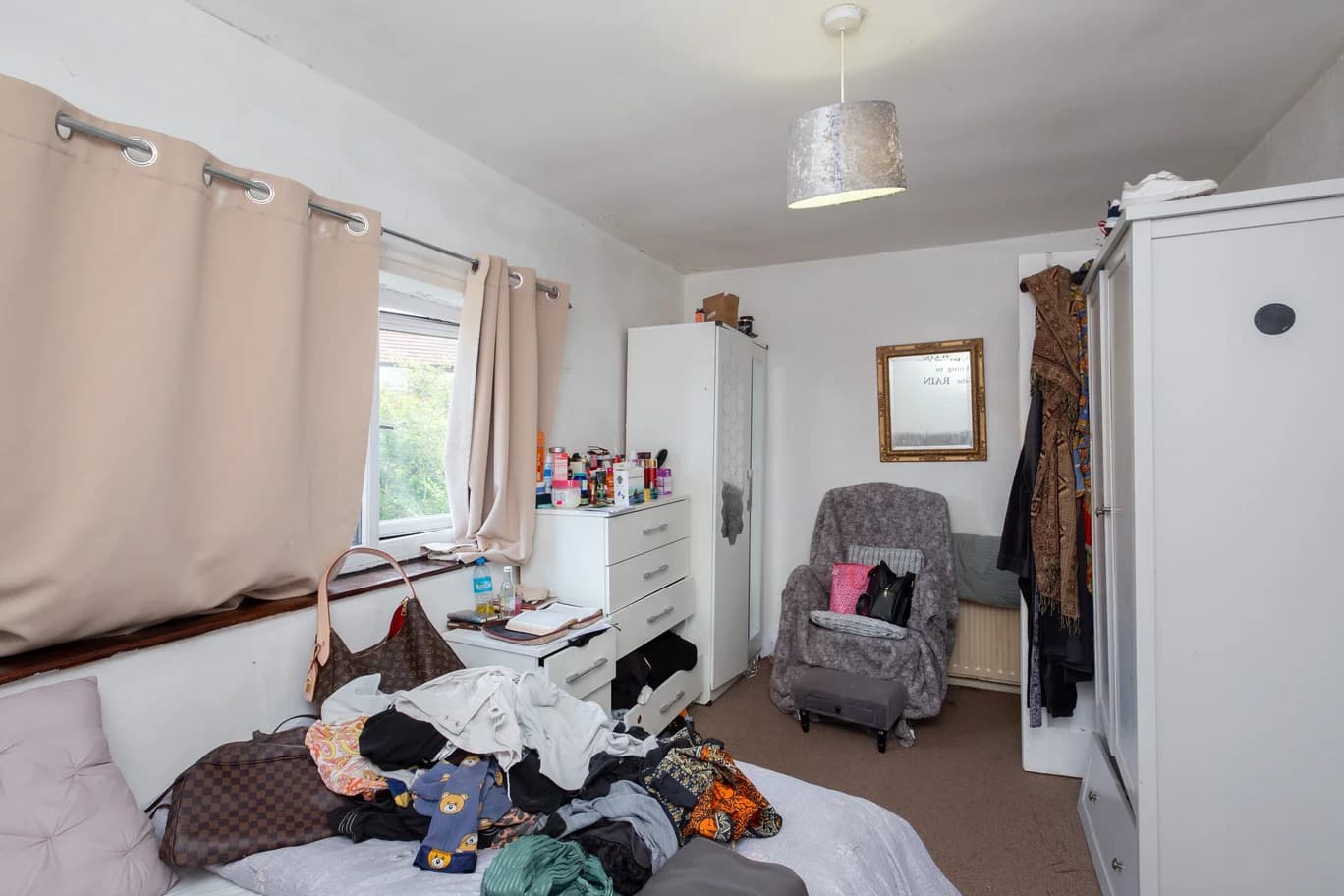 property photo 9 of 21