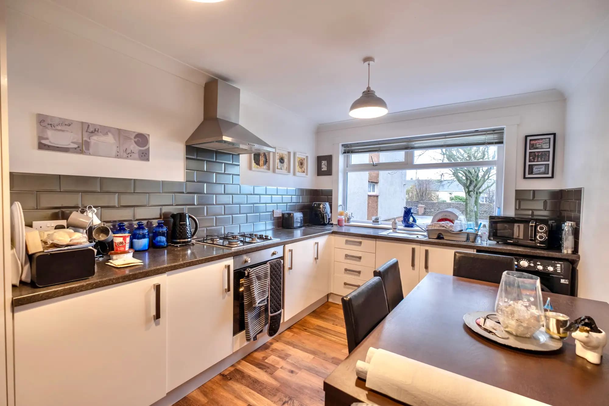 property photo 6 of 24