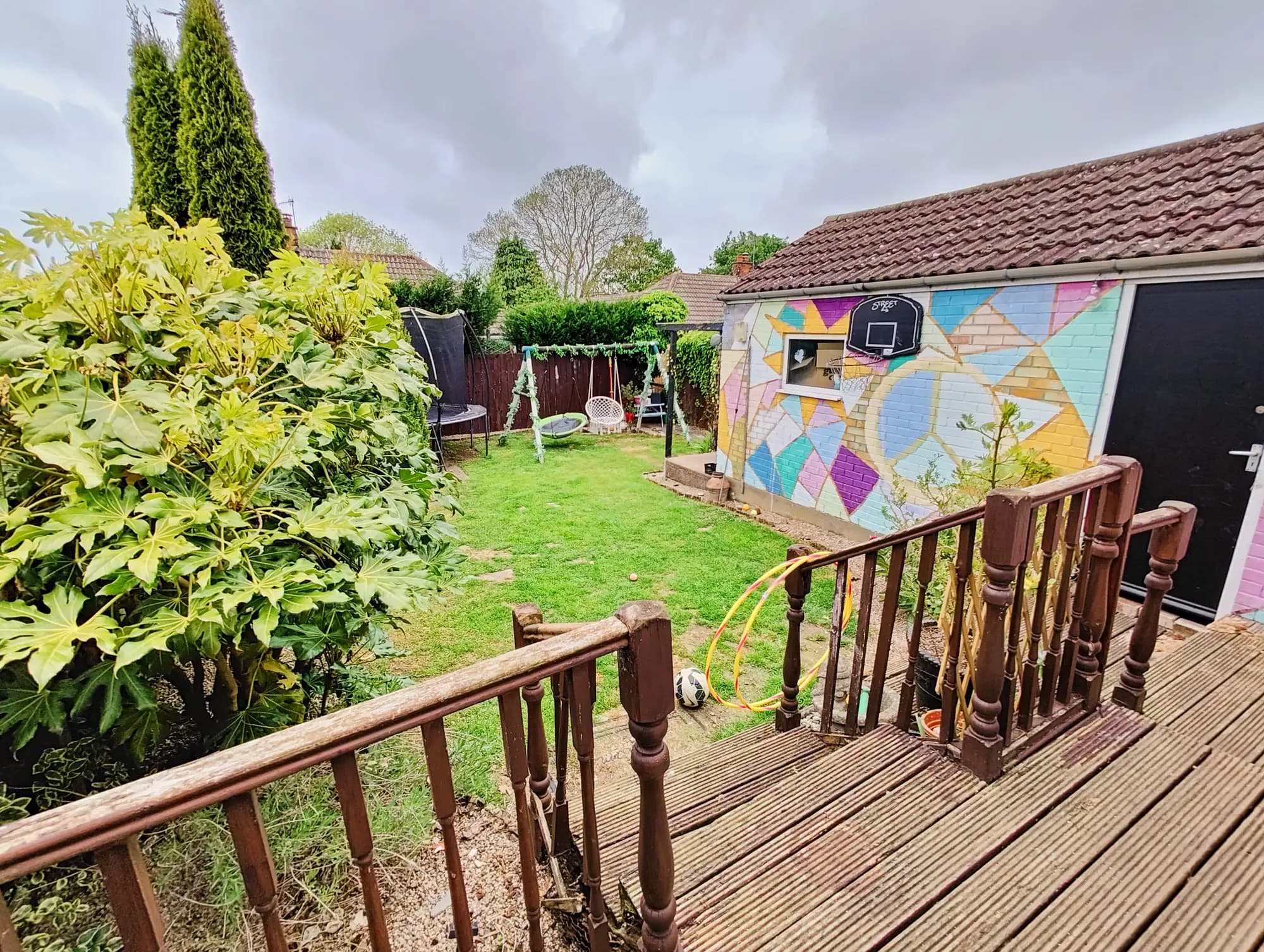 property photo 21 of 29