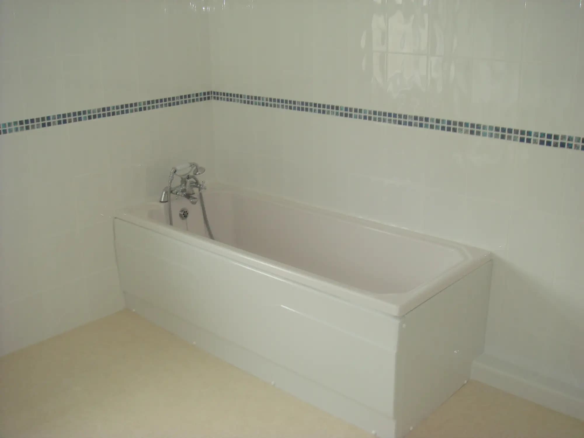 property photo 9 of 38