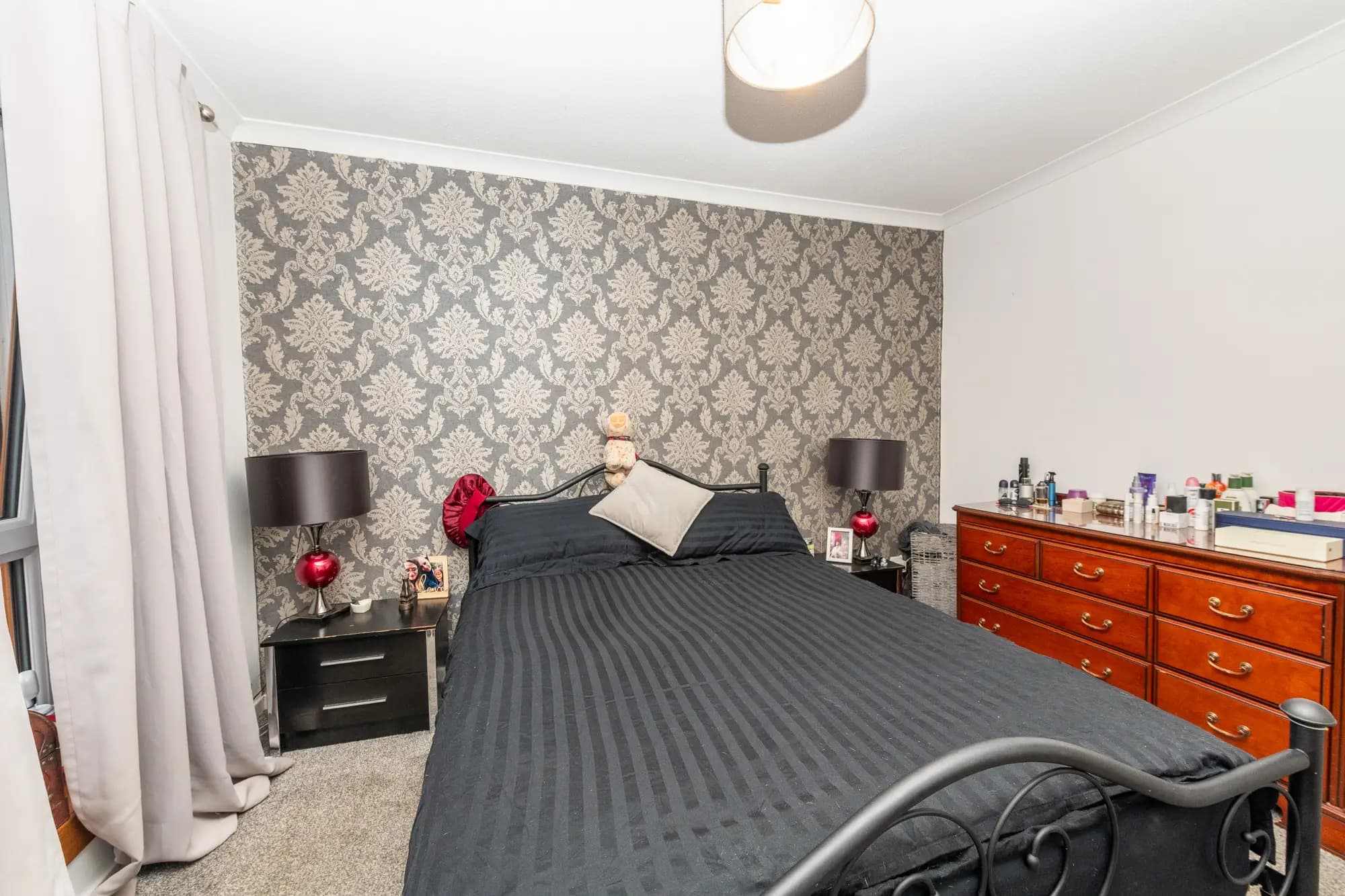 property photo 16 of 37