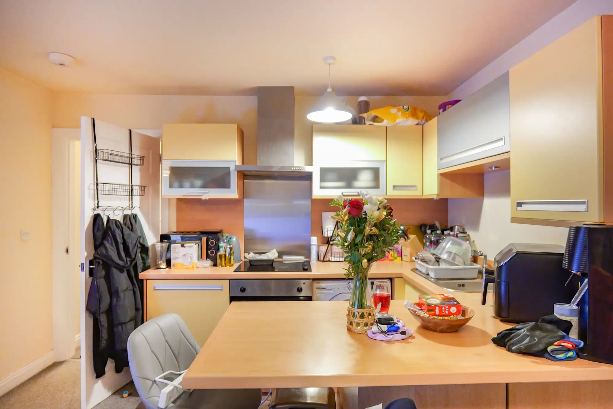 property photo 4 of 17