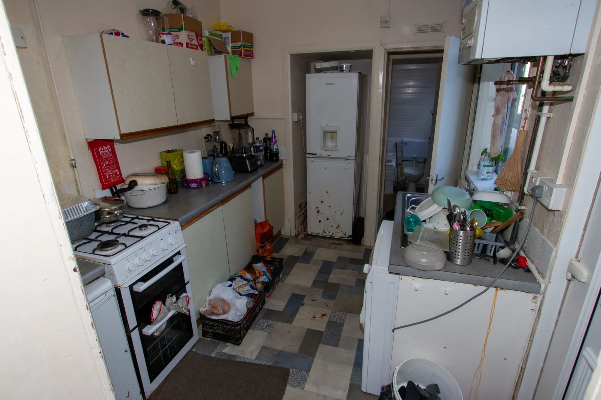 property photo 5 of 19