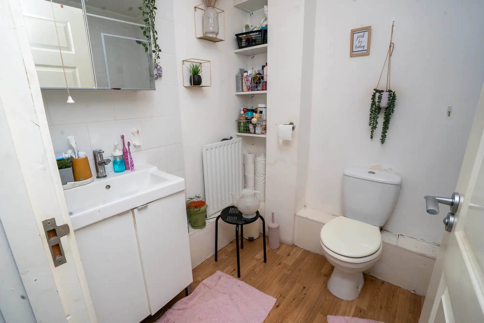 property photo 9 of 19