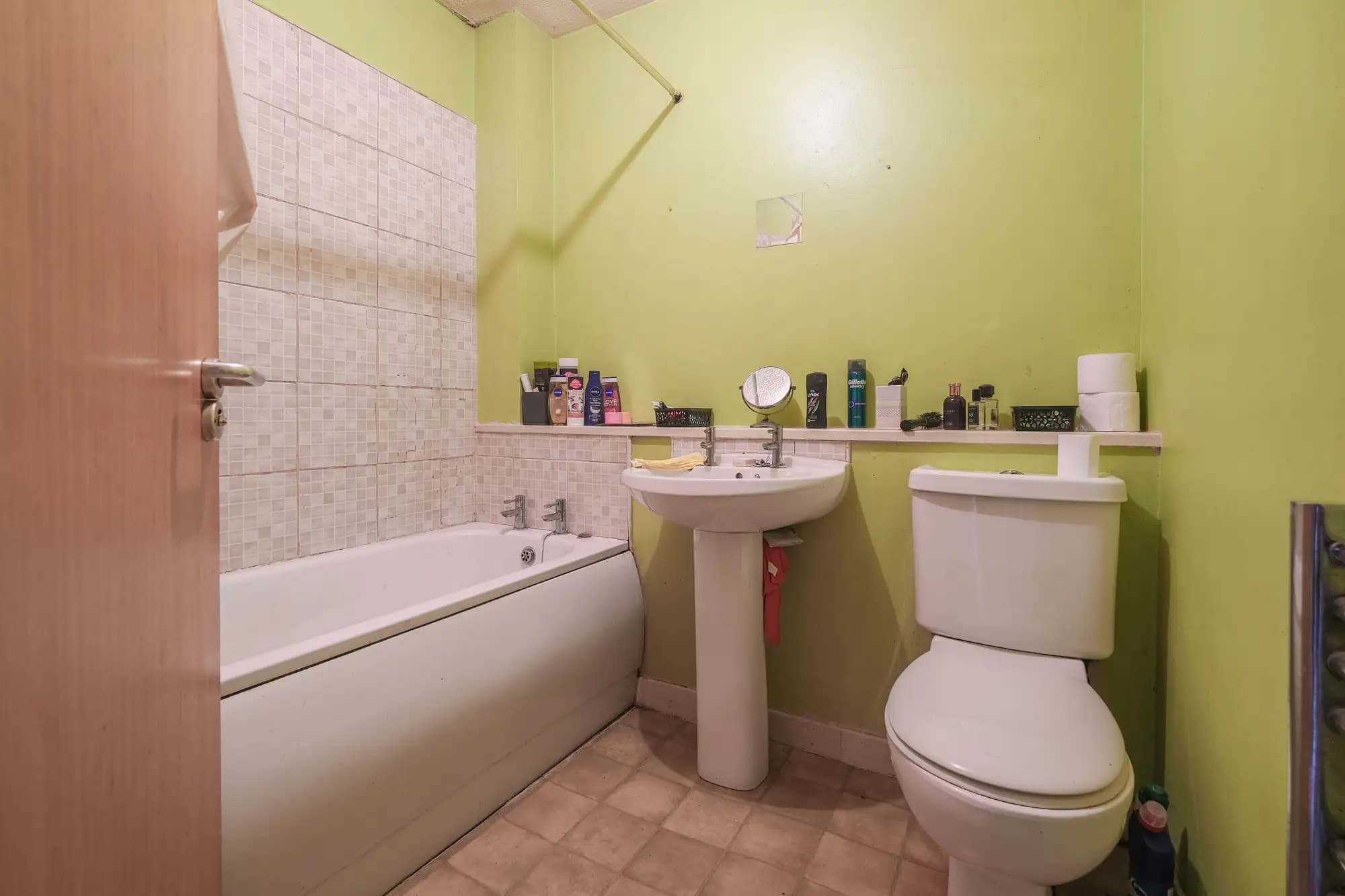 property photo 6 of 14