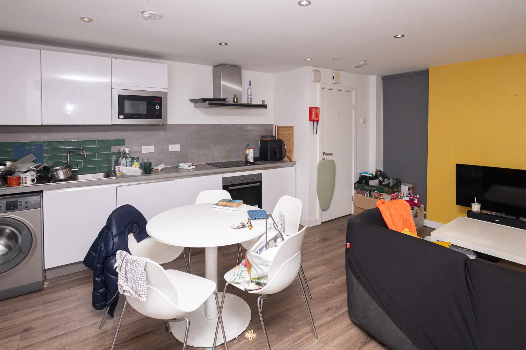 property photo 5 of 26