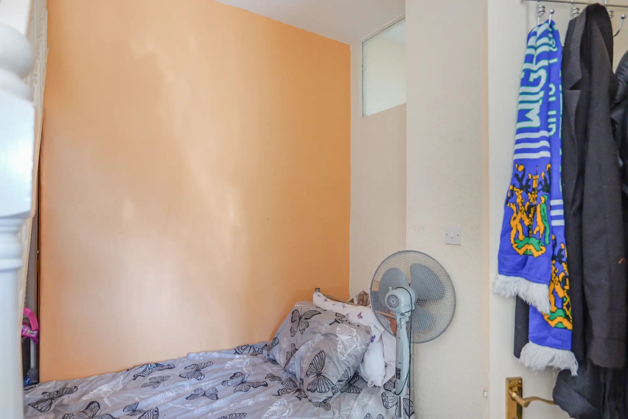property photo 12 of 25