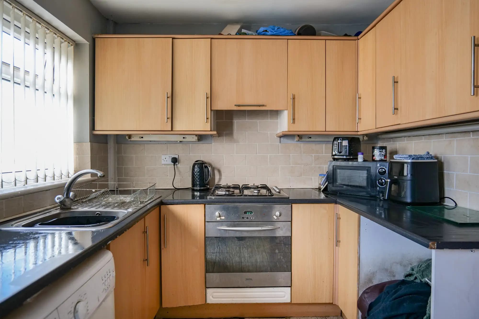 property photo 4 of 14