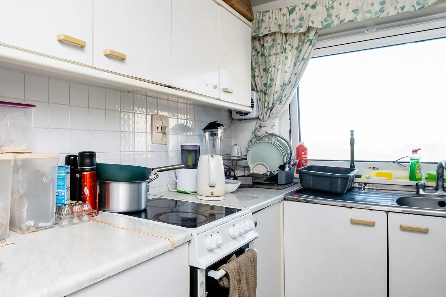 property photo 6 of 17