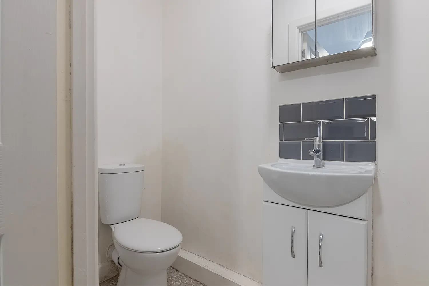 property photo 7 of 35