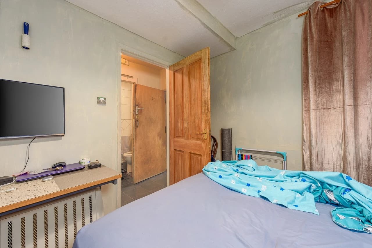 property photo 26 of 35