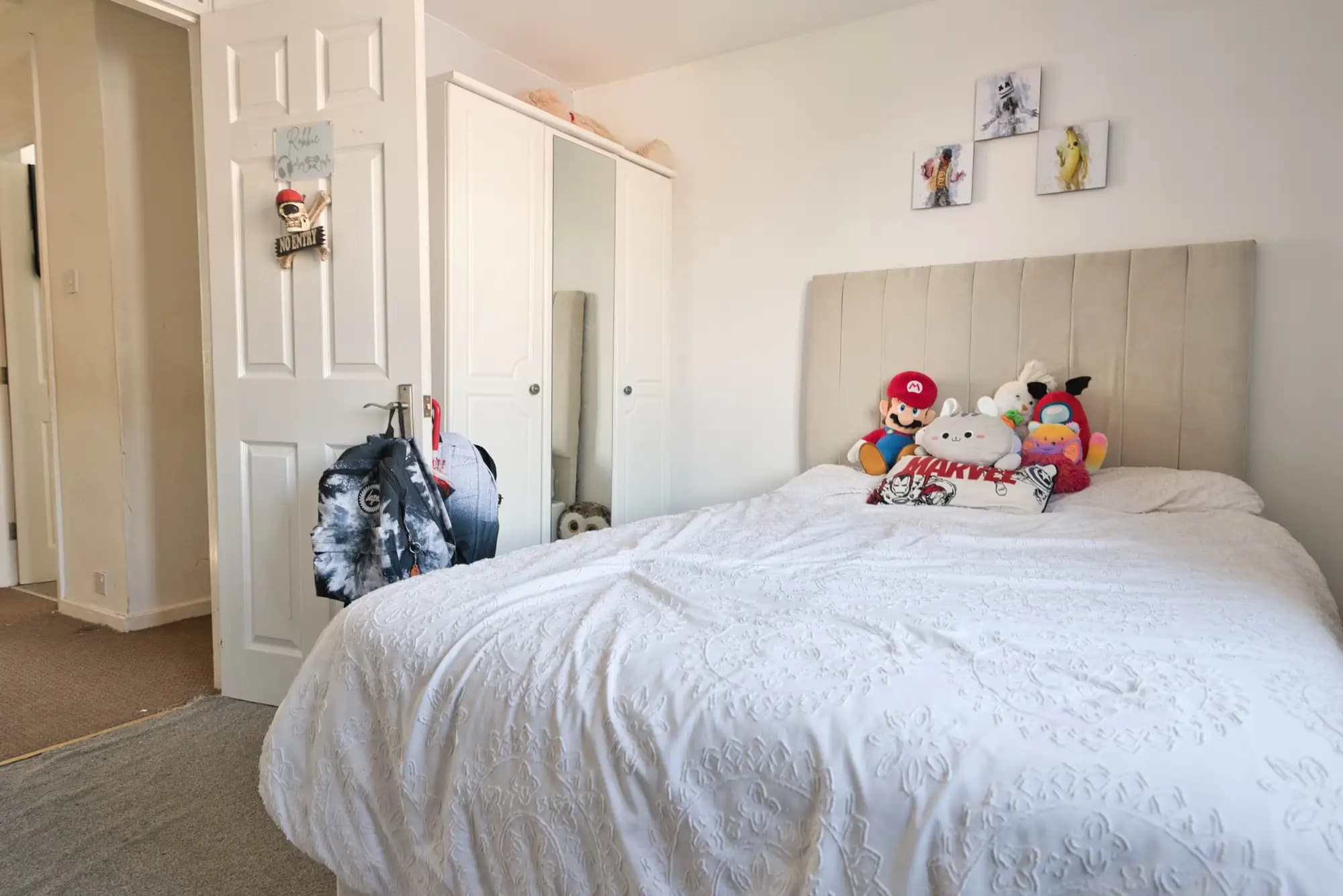 property photo 13 of 22