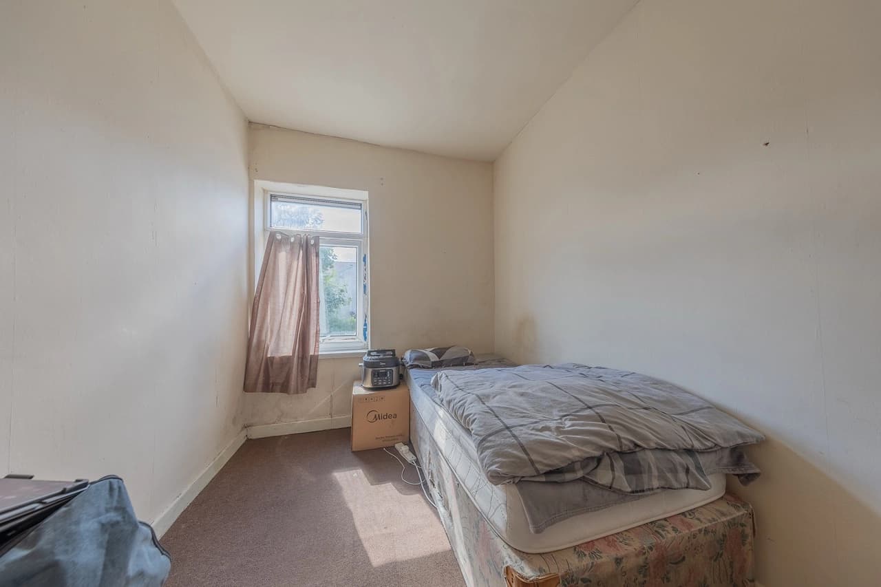 property photo 16 of 23