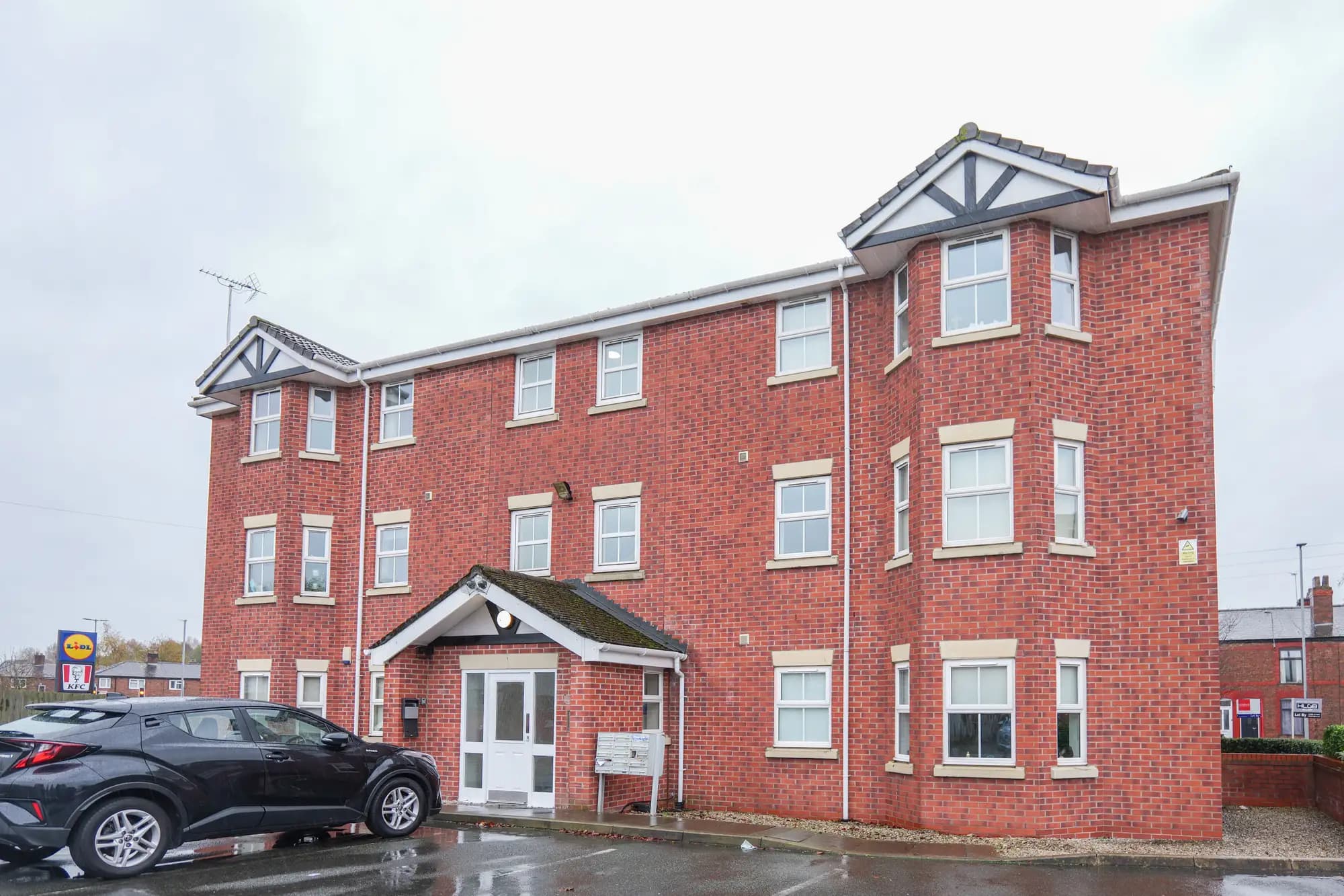 property photo 19 of 19