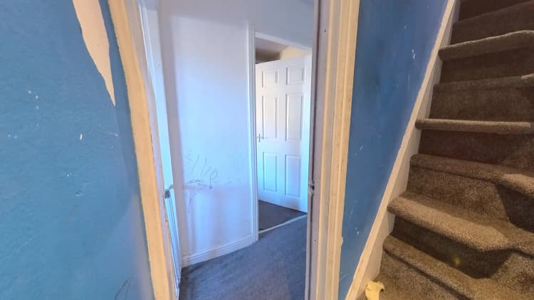 property photo 31 of 37