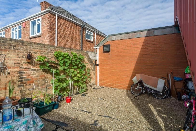 property photo 17 of 18