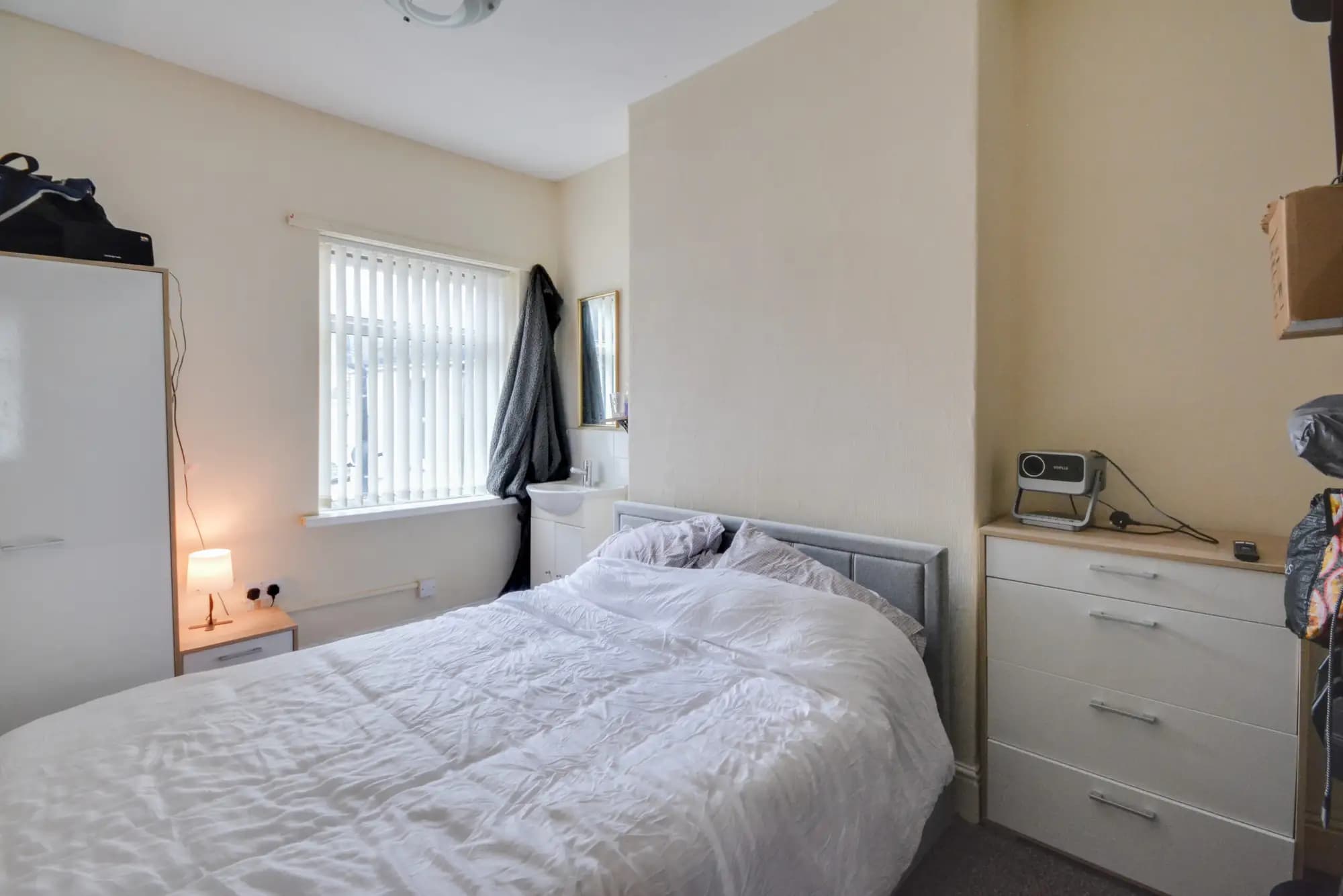 property photo 12 of 18