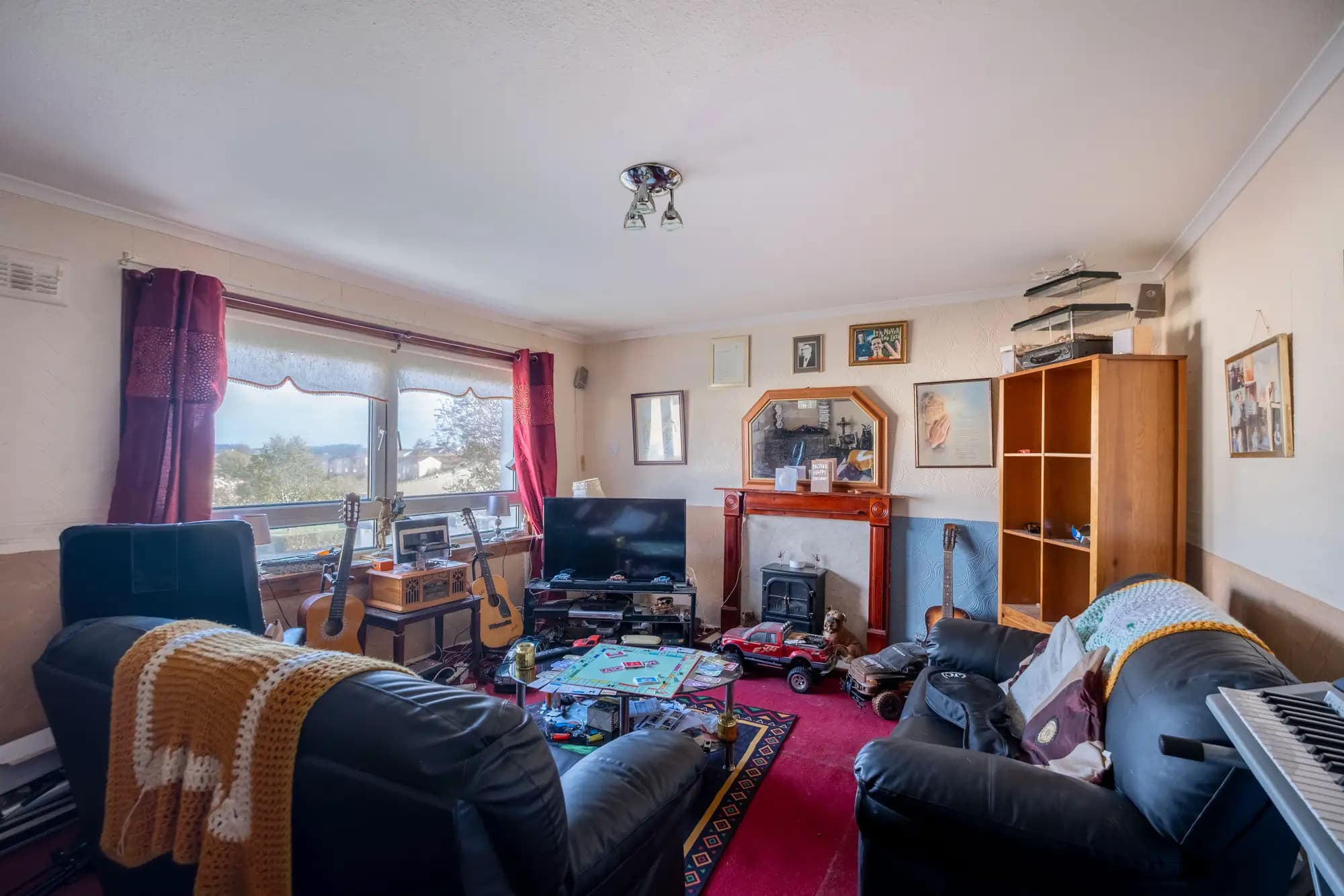 property photo 3 of 26